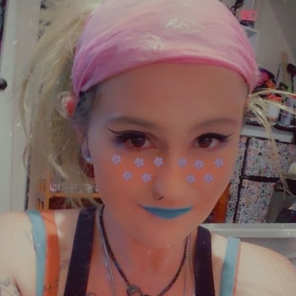 Meet your Posher, Samantha - Picture 1 of 1